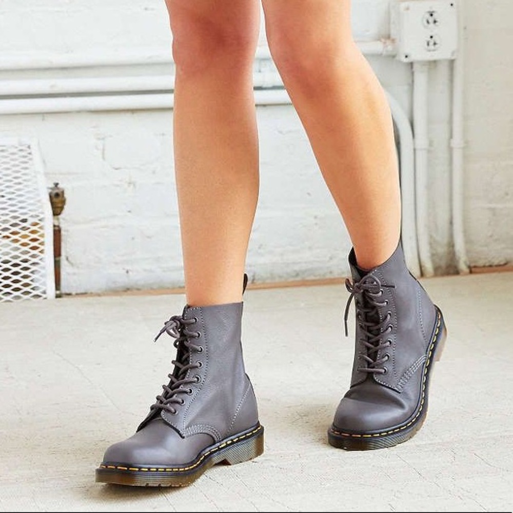 Dr. Marten Gray 1460 Pascal 8-eye boot.